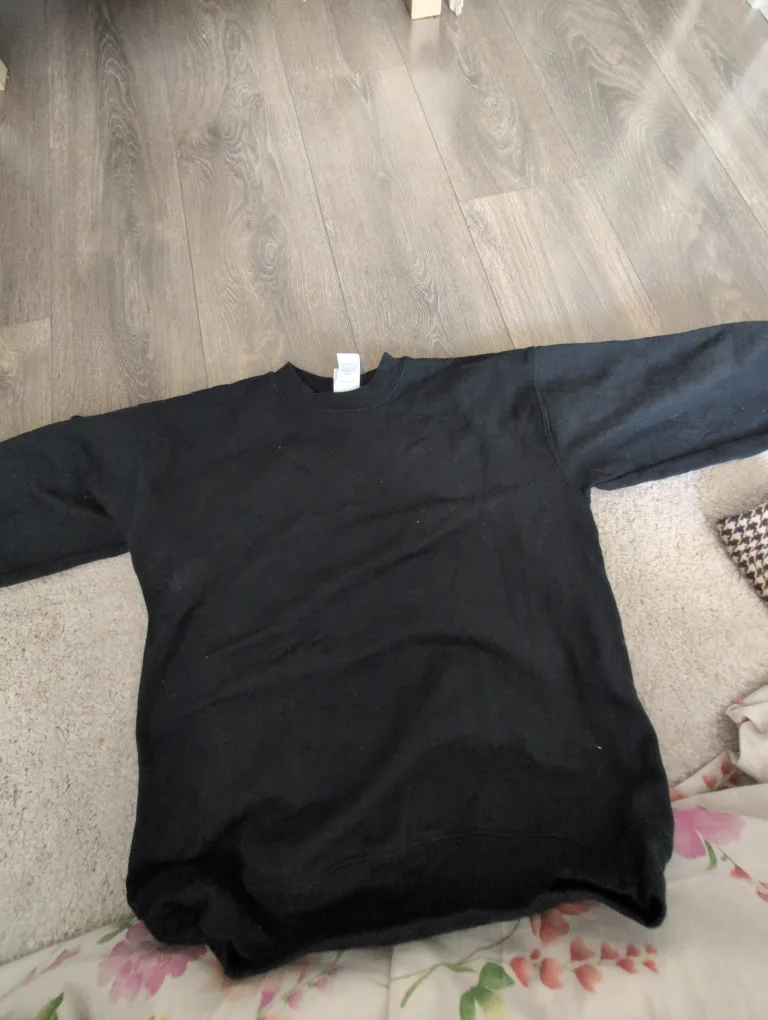 Hanes EcoSmart Black Sweatshirt - Size S thumbnail