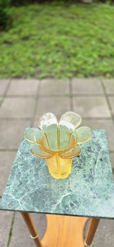 Yellow Flower Vase thumbnail