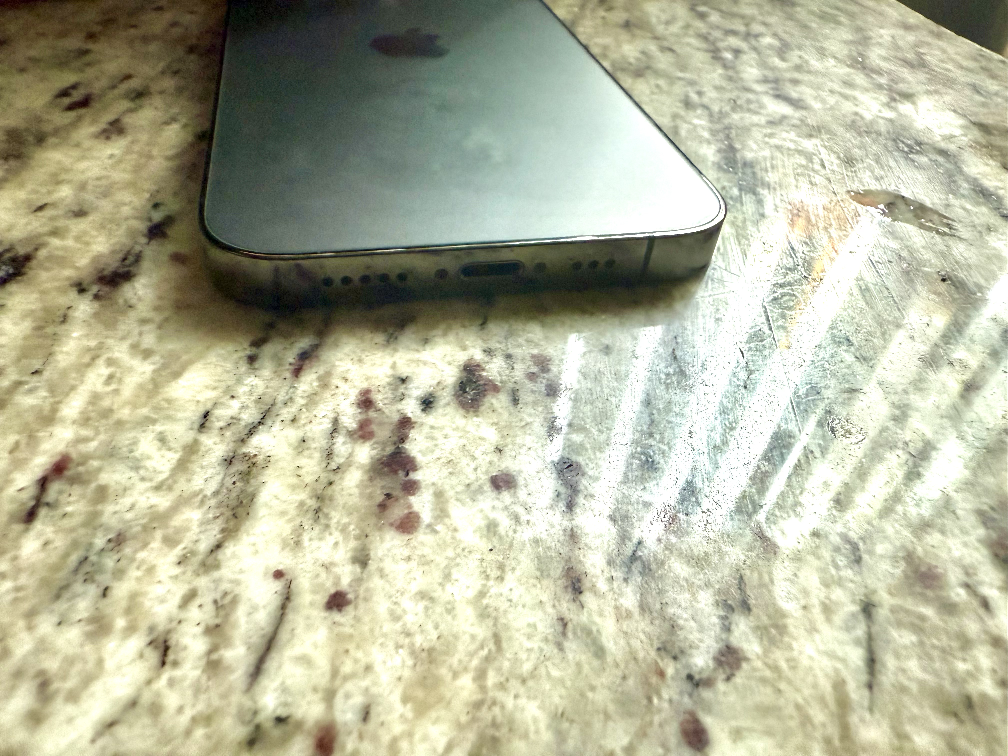 iPhone - photo 5