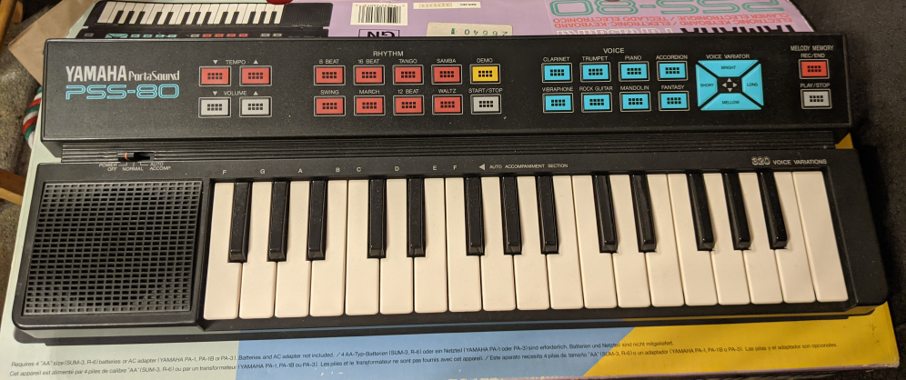 Yamaha PortaSound PSS-80 electronic keyboard 1989 in box - photo 2