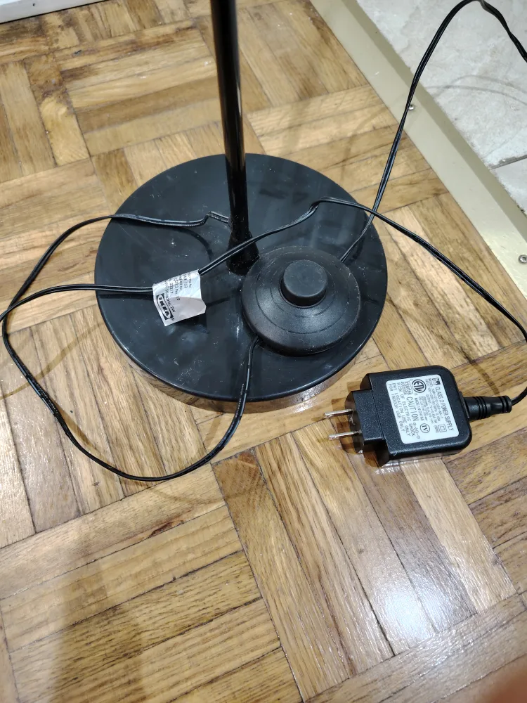 IKEA Floor Lamp - Black image indicator(5)