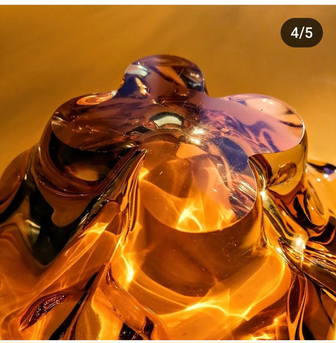 vintage Mid Century Amber Glass Art Bowls image indicator(4)