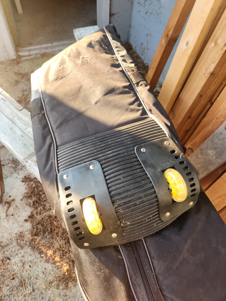 Voikla Snowboard Bag with Wheels - photo 4