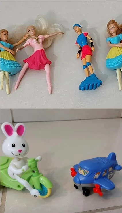 Assorted Miniature Toys thumbnail