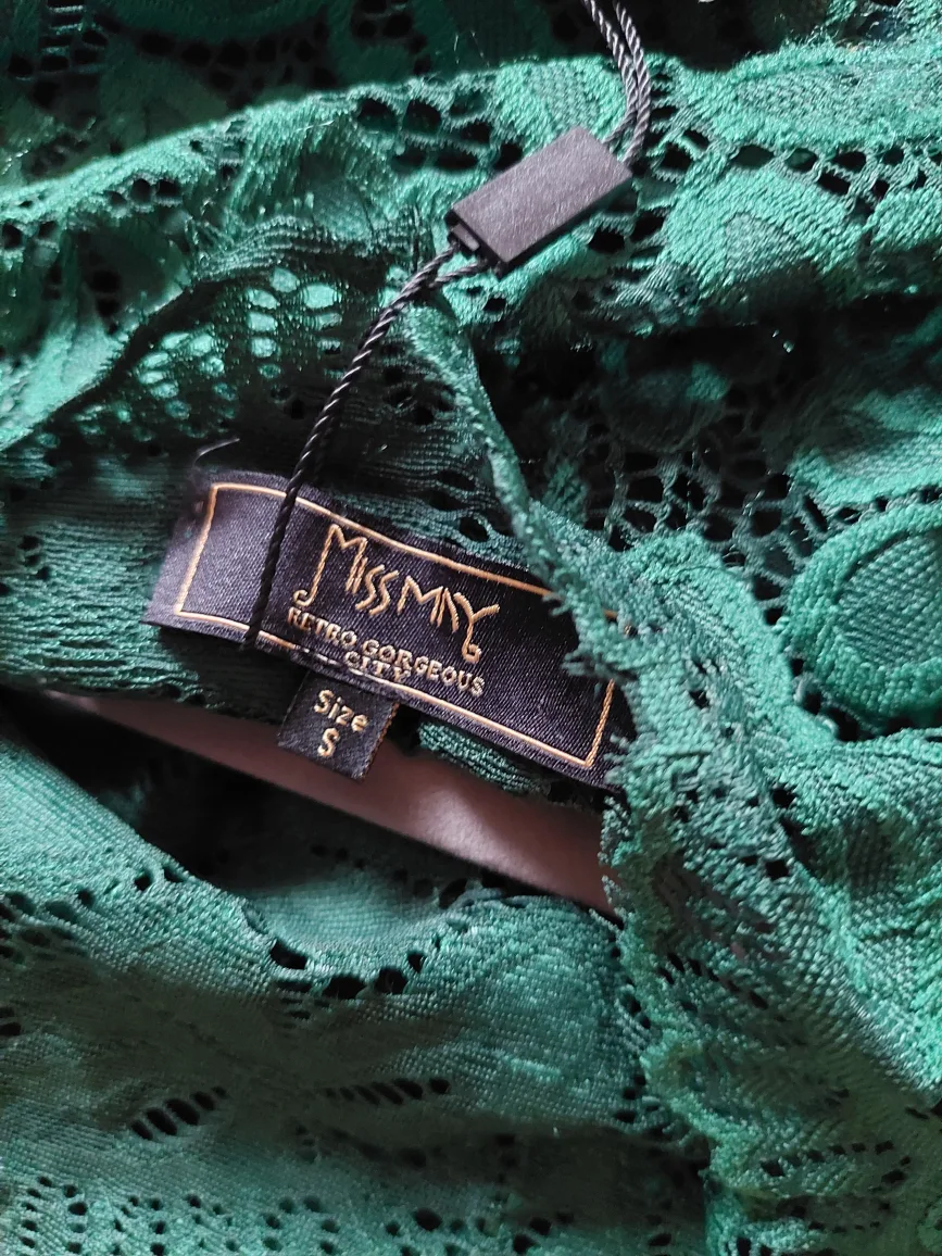 NEW - Emerald Green Lace Dress SIZE S image indicator(6)