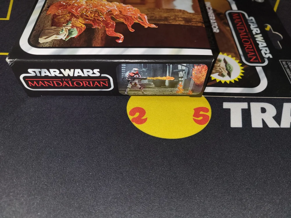 🆕️Sealed. 2022 Star Wars Incinerator Trooper & Grogu🆕️ image indicator(6)