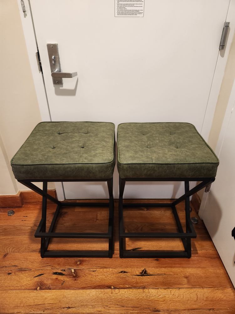 Set of 2 Green Faux Leather Stools