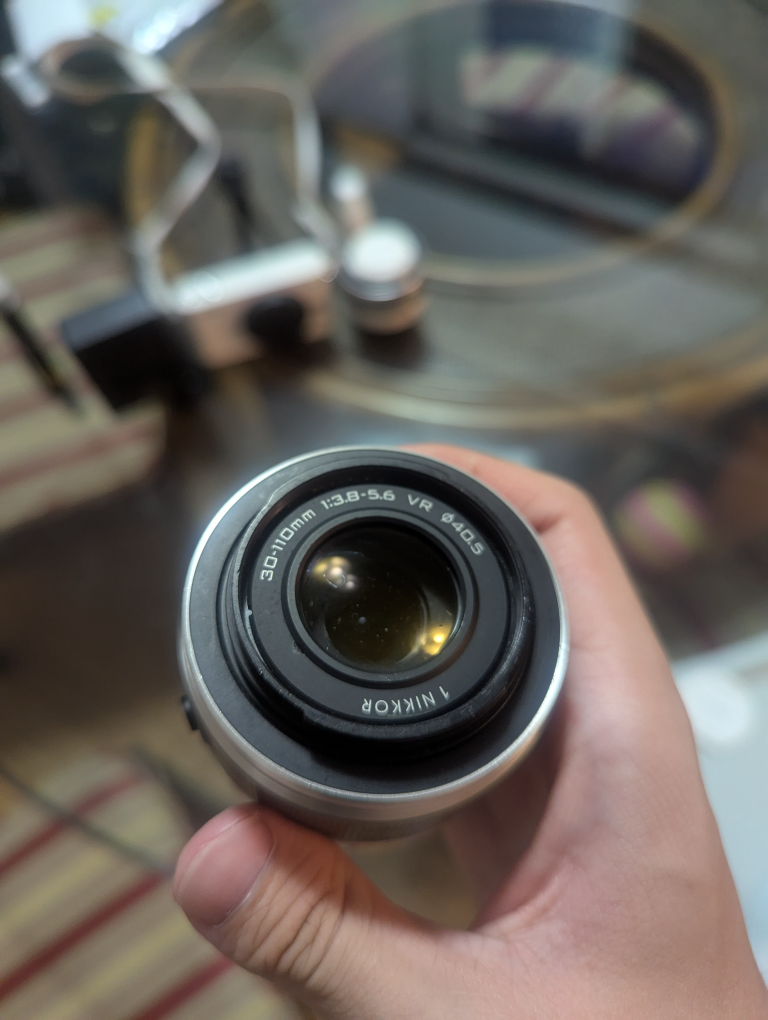 Nikon 1 J1 10.1MP Digital Mirrorless Camera (LIKE NEW) - photo 5