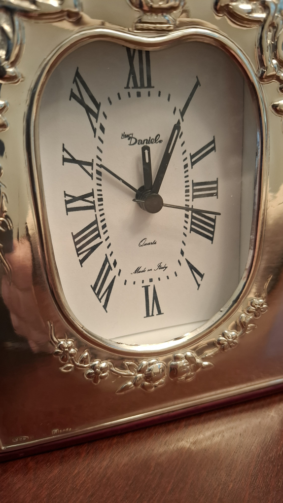 925 Sterling Silver Framed Tabletop Clock- Made in Italy - photo 3