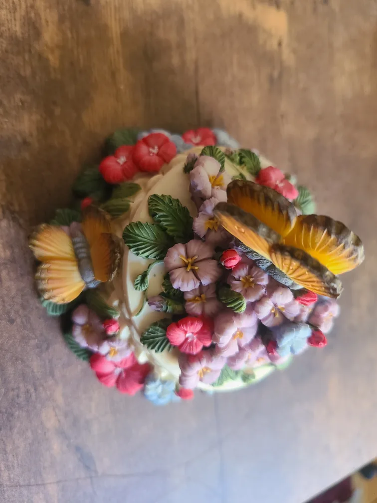 CHERISON My Garden Collection Trinket Box thumbnail