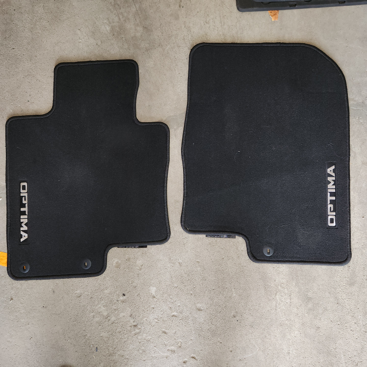 2013 Kia Optima Floor Mats - Black