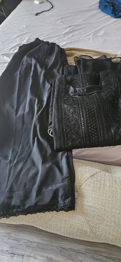 Black Embroidered Salwar Kameez Suit - photo 3