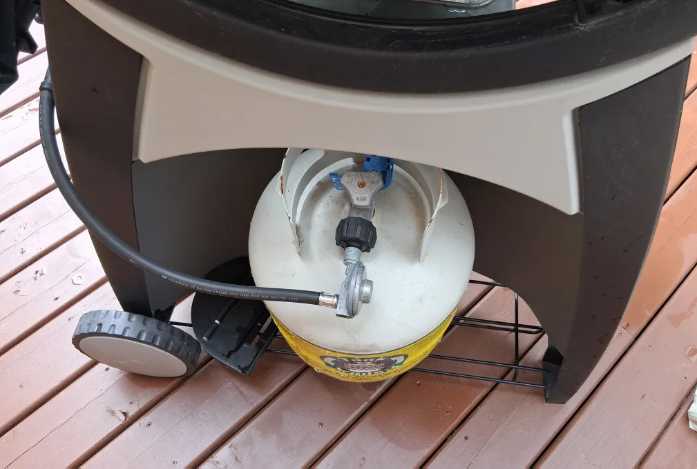 Weber Q Series Portable Gas Grill image indicator(7)