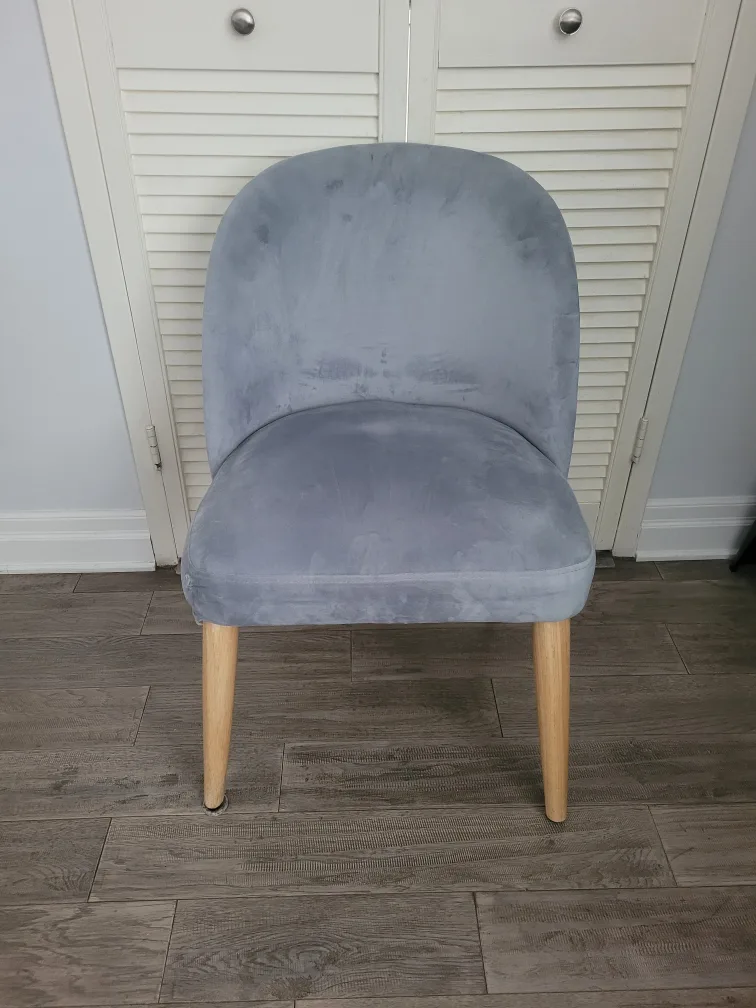 Grey Velvet Accent Chair thumbnail