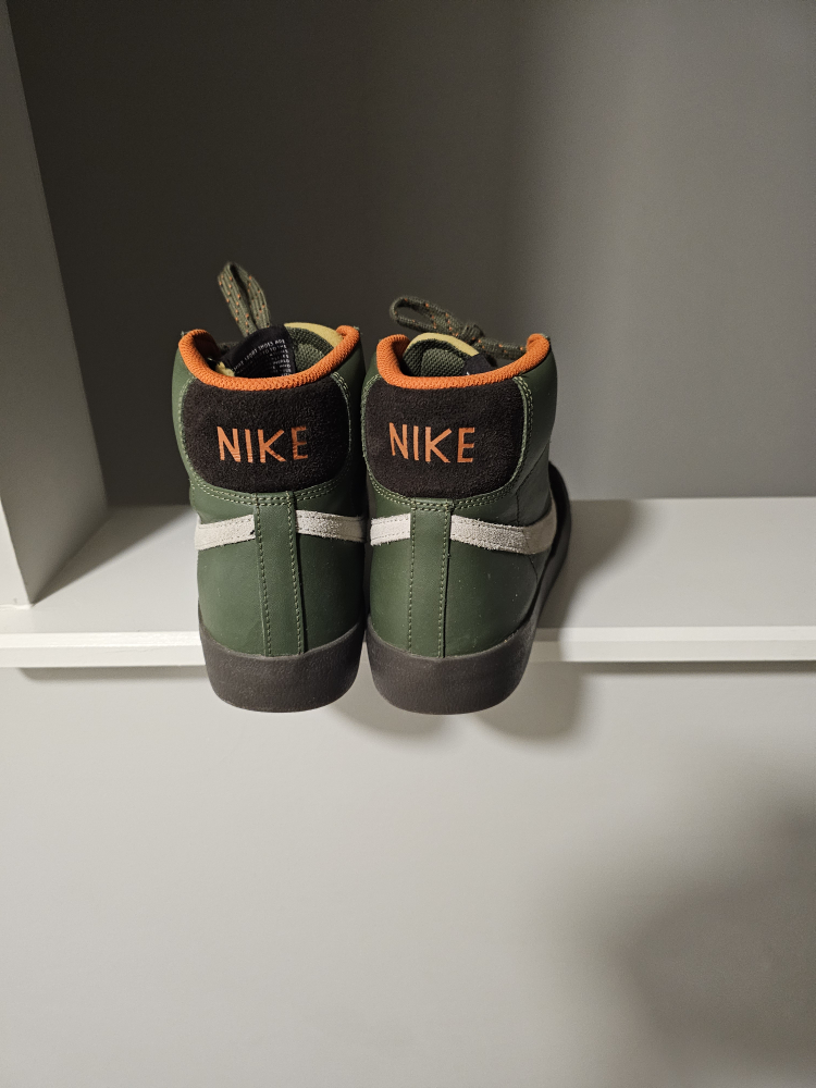 Nike Blazer Mid '77 Olive Green Sneakers - photo 4
