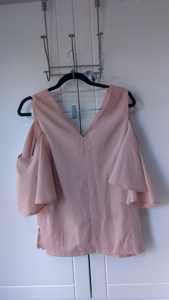 Assorted Women's Blouses - Primark, Zara - photo 4