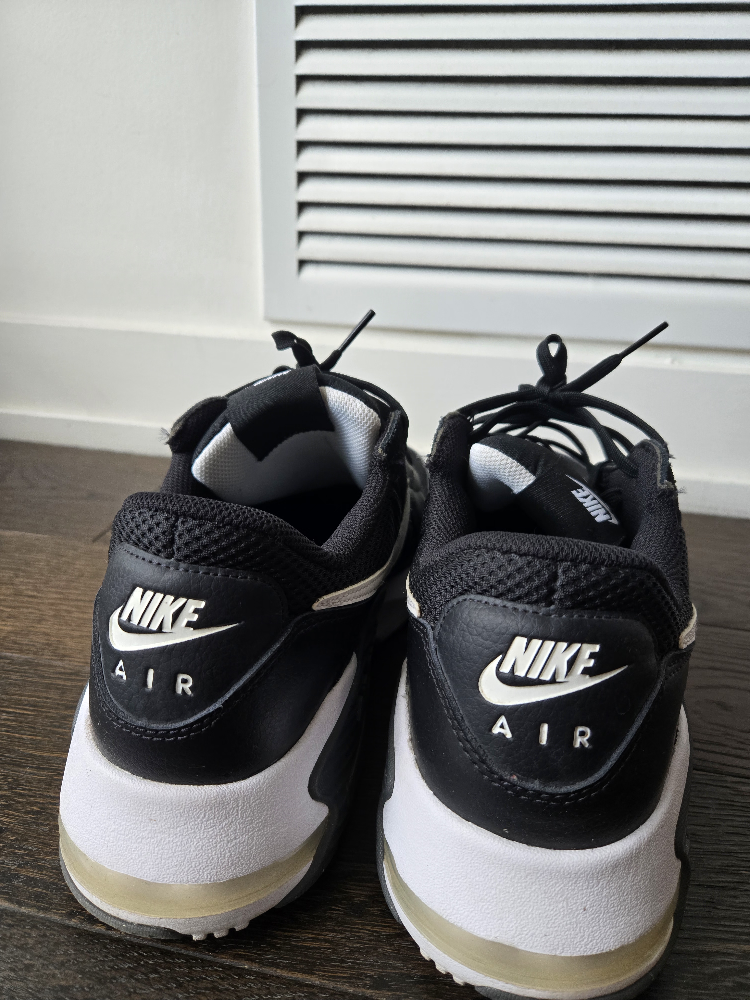 Nike Men's Air Max Excee Sneakers size 11 - photo 2