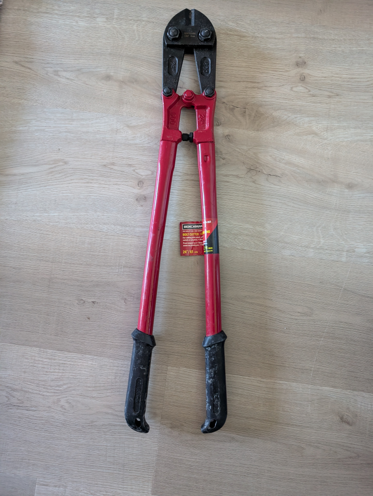 BenchMark Bolt Cutter 24 inch