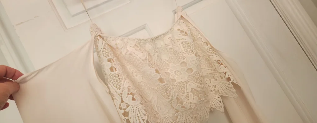 Forever 21 Lace Crop Top - Size L image indicator(2)