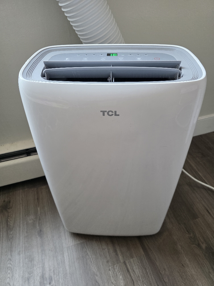 TCL Portable Air Conditioner - photo 4