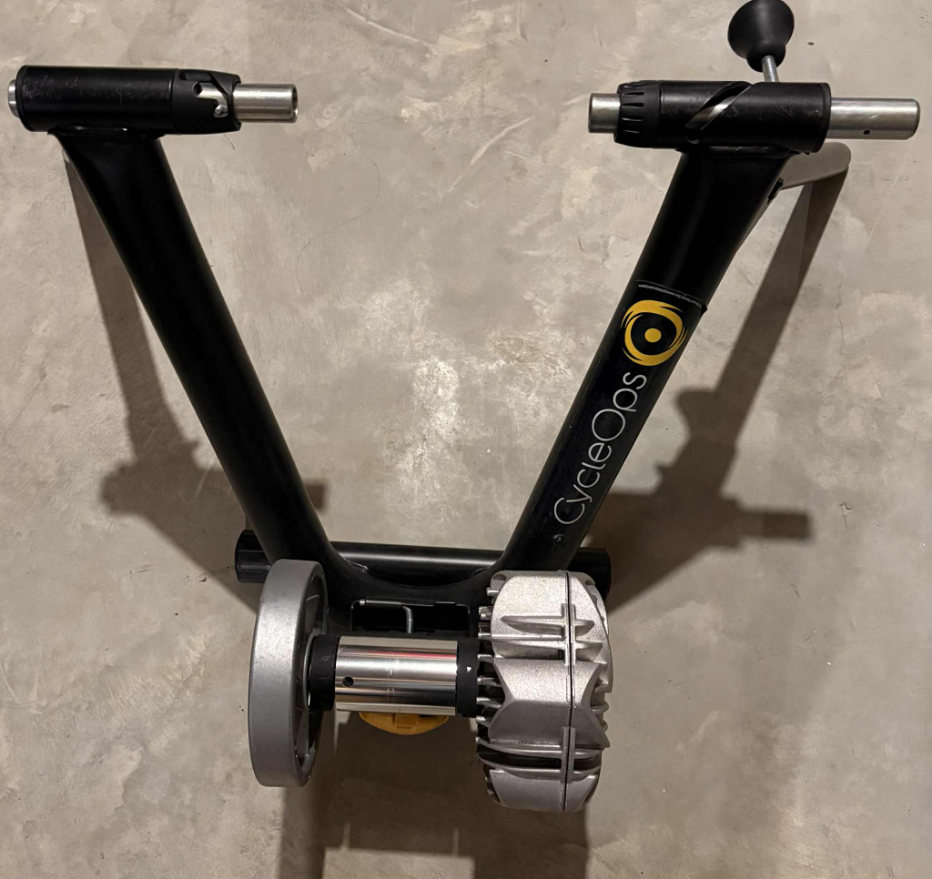 CycleOps Bike Trainer - photo 3