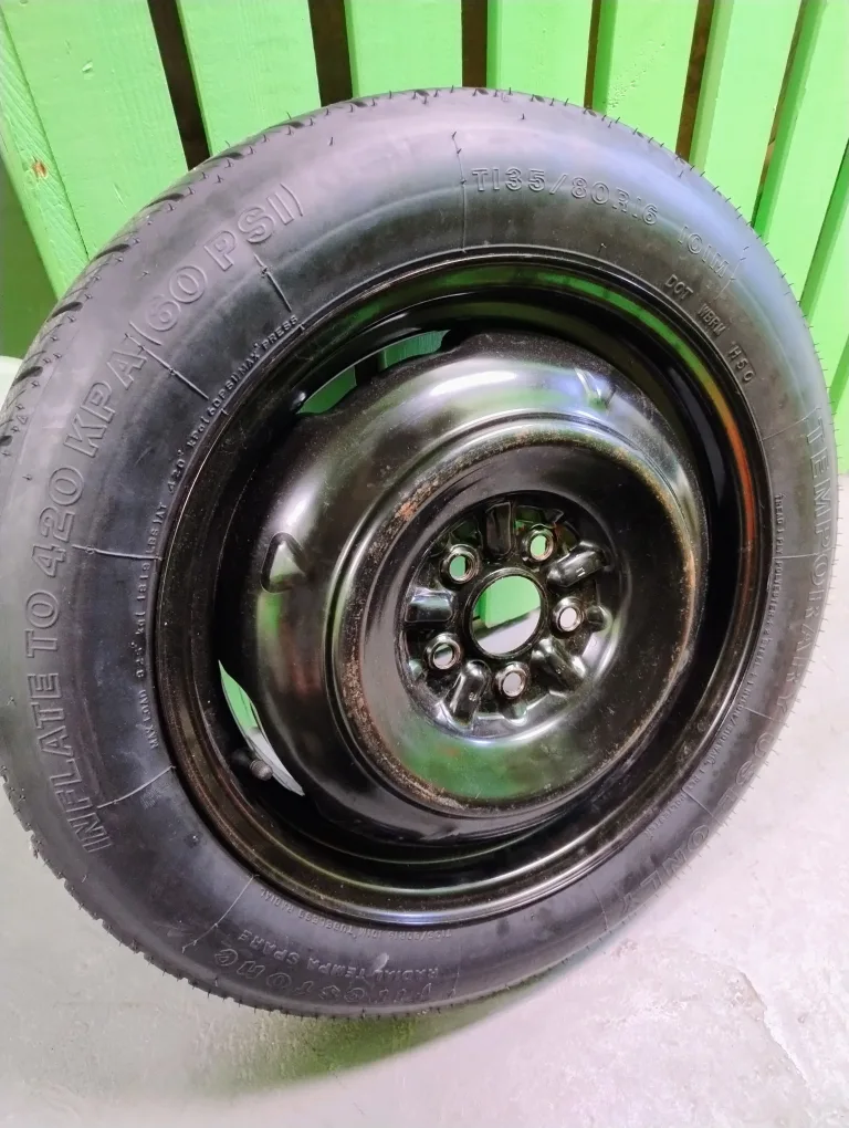 temporary Toyota Corolla tire image indicator(8)