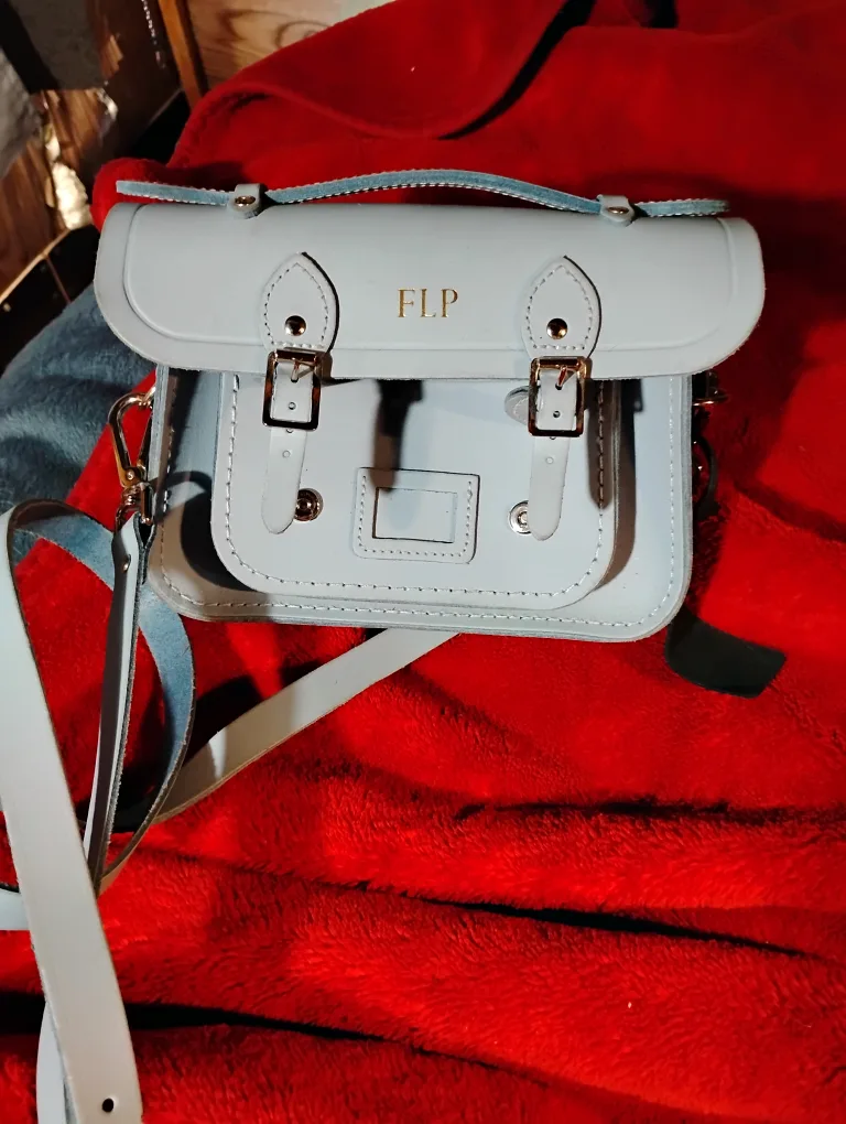 Cambridge Satchel Co. Leather Bag image indicator(9)