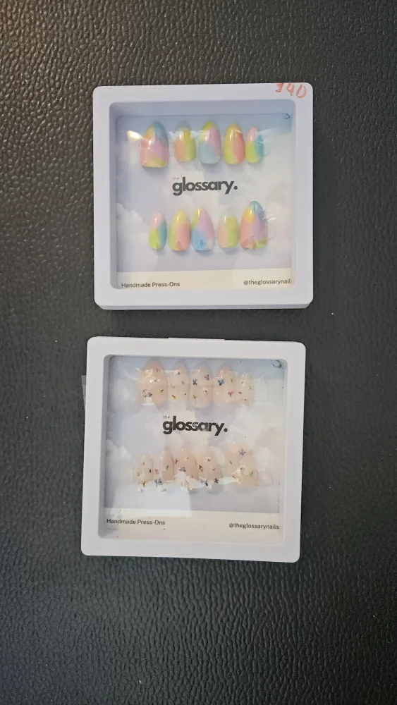 Glossary Press-On Nail Kit thumbnail