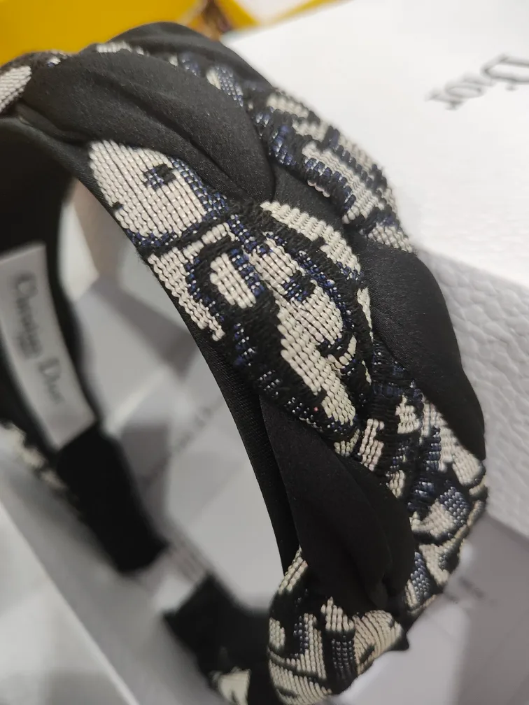 Dior Headband - Black & White image indicator(3)