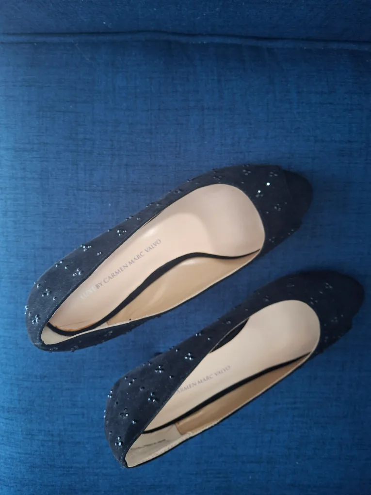 LUX by Carmen Marc Valvo Black Heels thumbnail