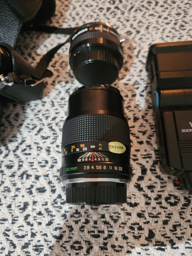 Yashica FX-3 Camera with Vivitar Zoom Thyristor 2500 Flash - photo 5