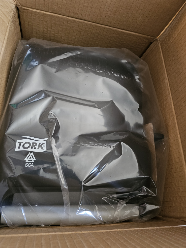 New Tork 84TR Hand Towel Dispenser - Smoke - photo 3