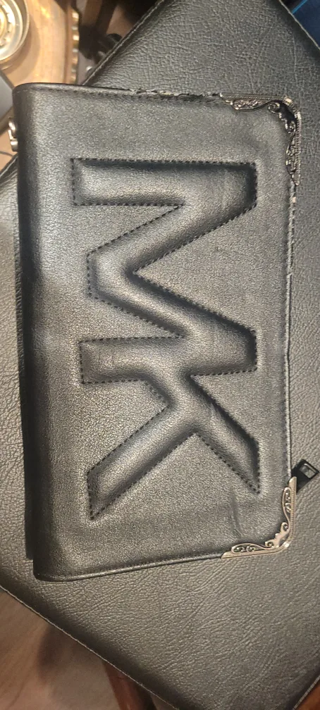 Michael Kors Black Wallet thumbnail