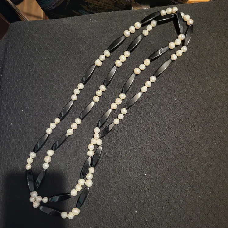 Pearl and Black Bead Necklace thumbnail