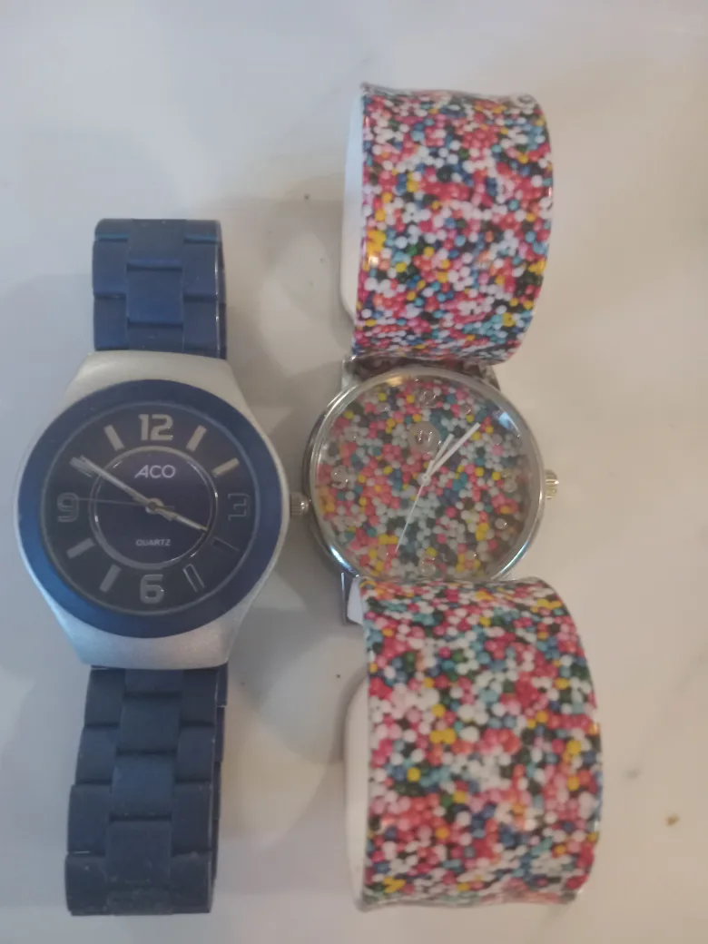 Two ACO quartz watches,two for $15 image indicator(3)