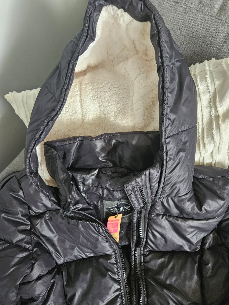 New Ardene Black Puffer Jacket - Size L image indicator(4)