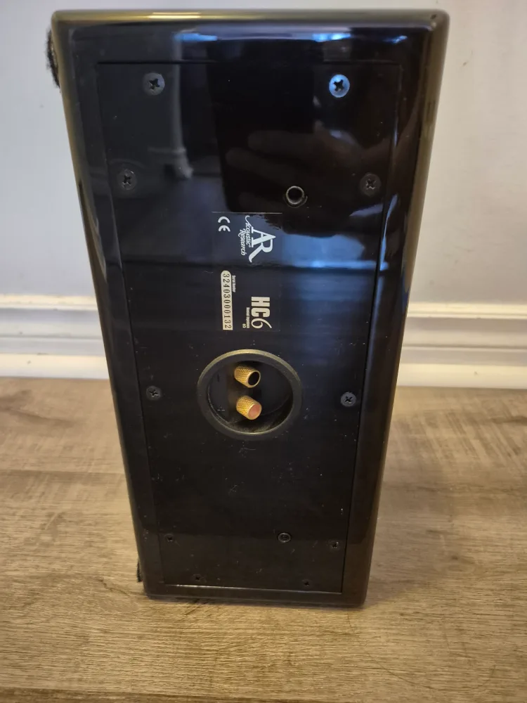 Black Bookshelf Speaker image indicator(2)