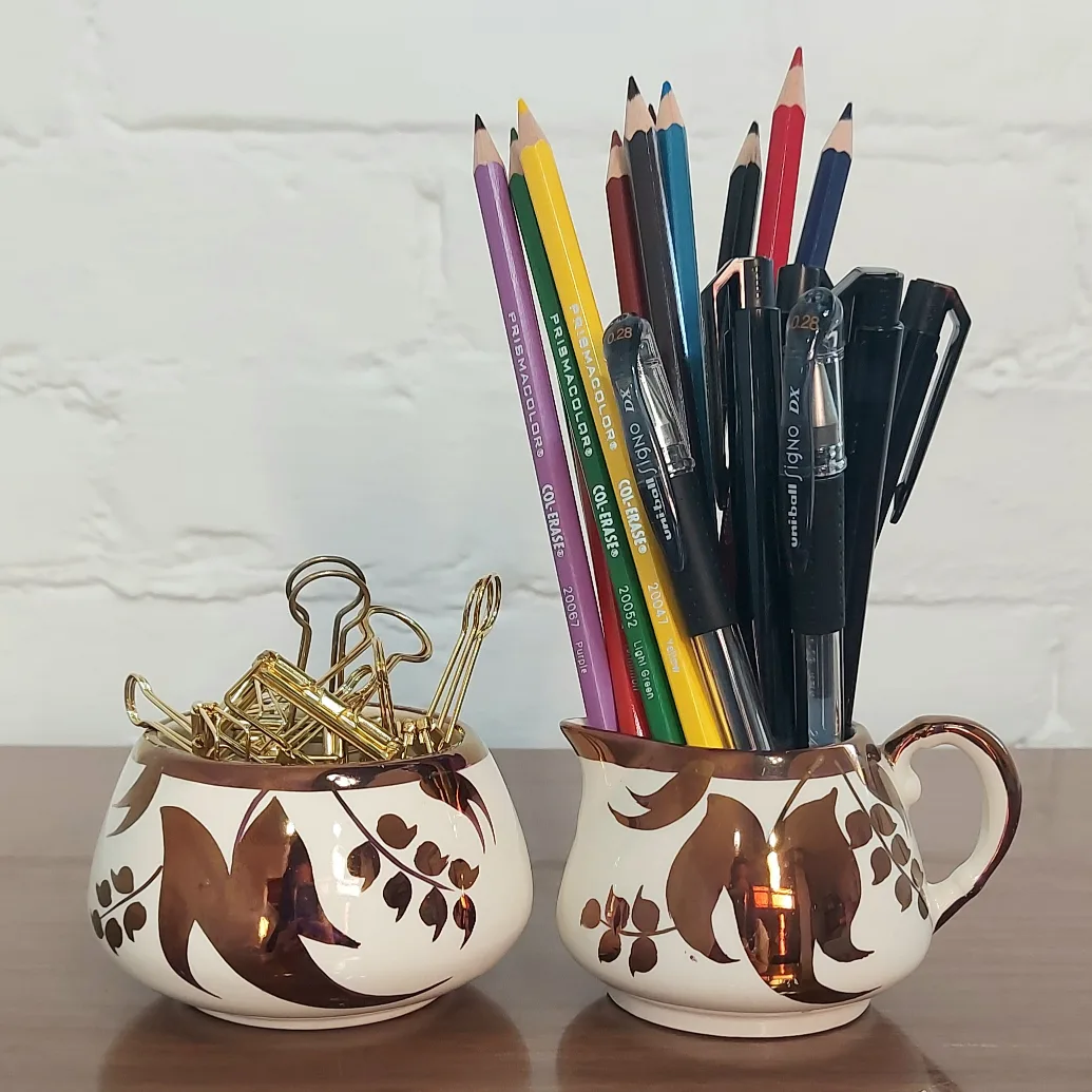 trade or $2! 🛍 retro pen holders 🕺🪩 image indicator(2)