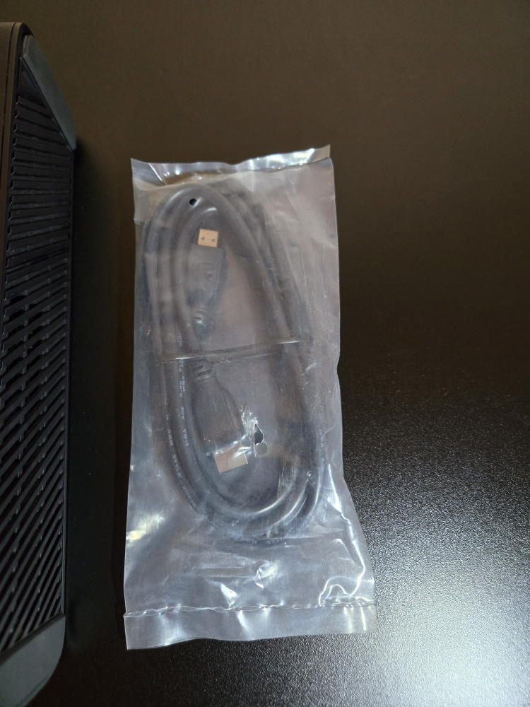 XBOX 360E - untested bargain - photo 3