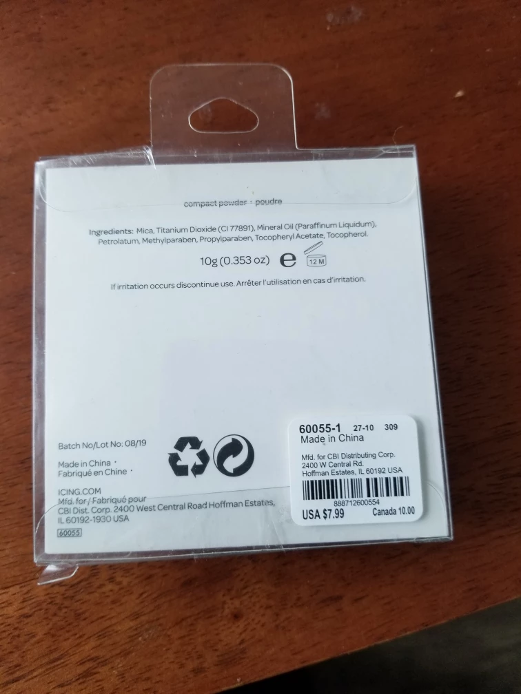 Icing Compact Powder - New in Box! - photo 2