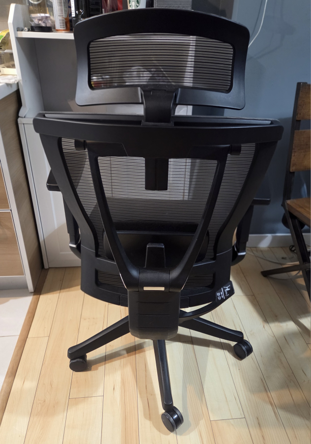 Free Computer Chair – decent Condition, Minor Issue - photo 3
