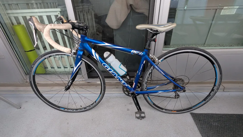 Giant OCR 1 Road Bike - Blue image indicator(2)