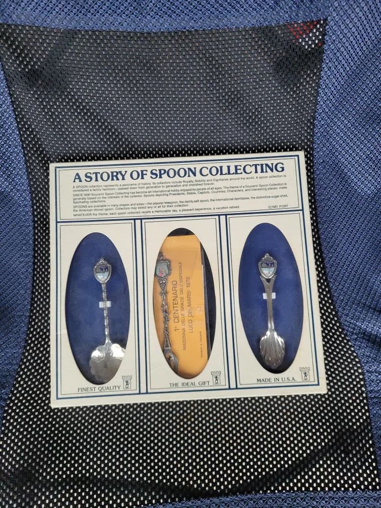 Vintage Souvenir Spoon Collection - 3 Spoons in Box thumbnail