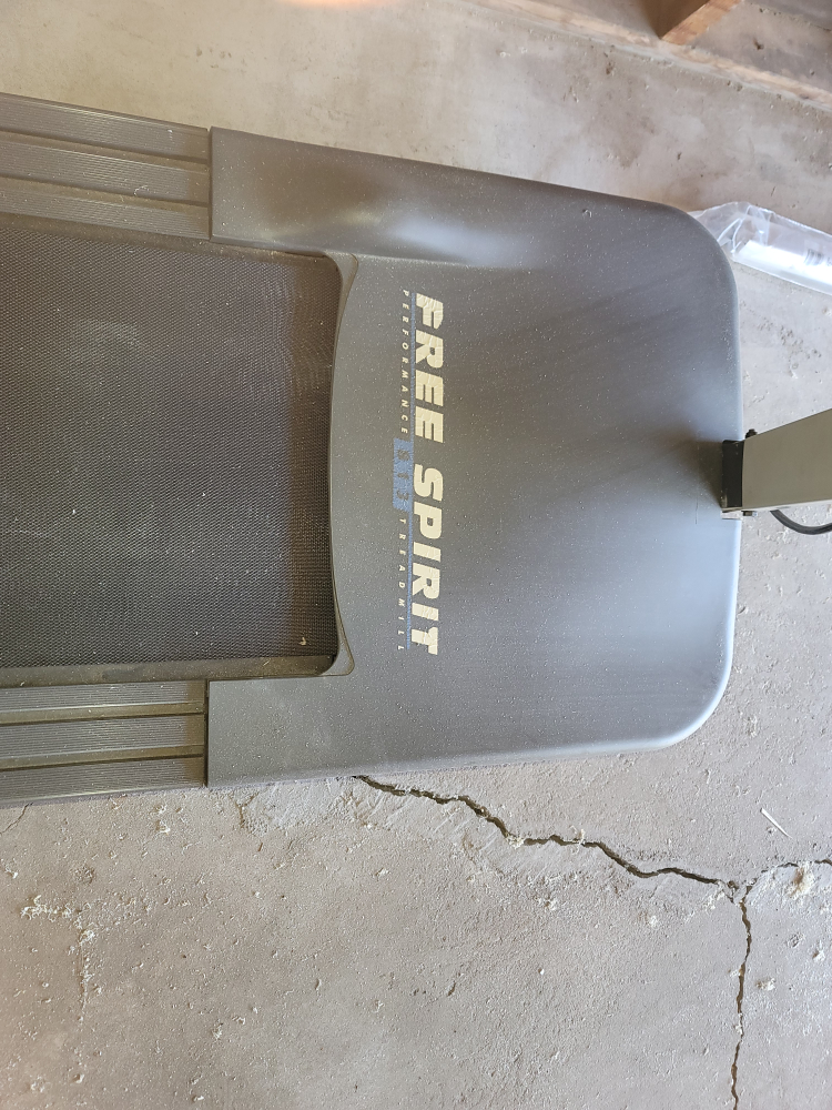 Free Spirit Performance 300 Treadmill - photo 4