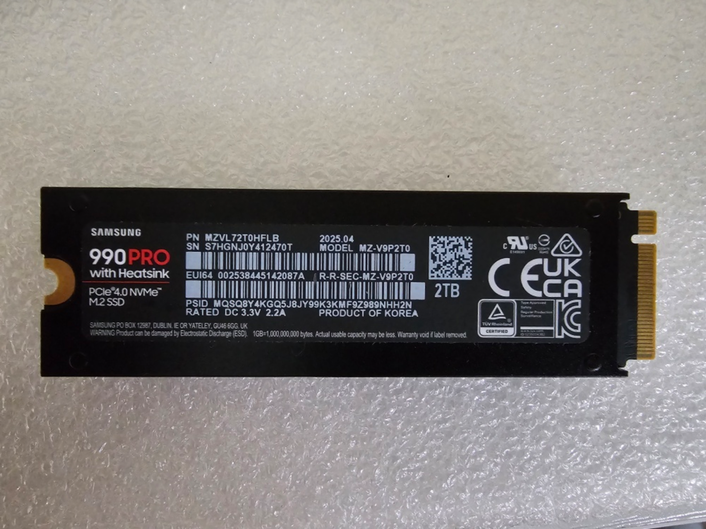 Samsung 990 Pro 2TB PCIe 4.0 NVMe M.2 SSD with Heatsink