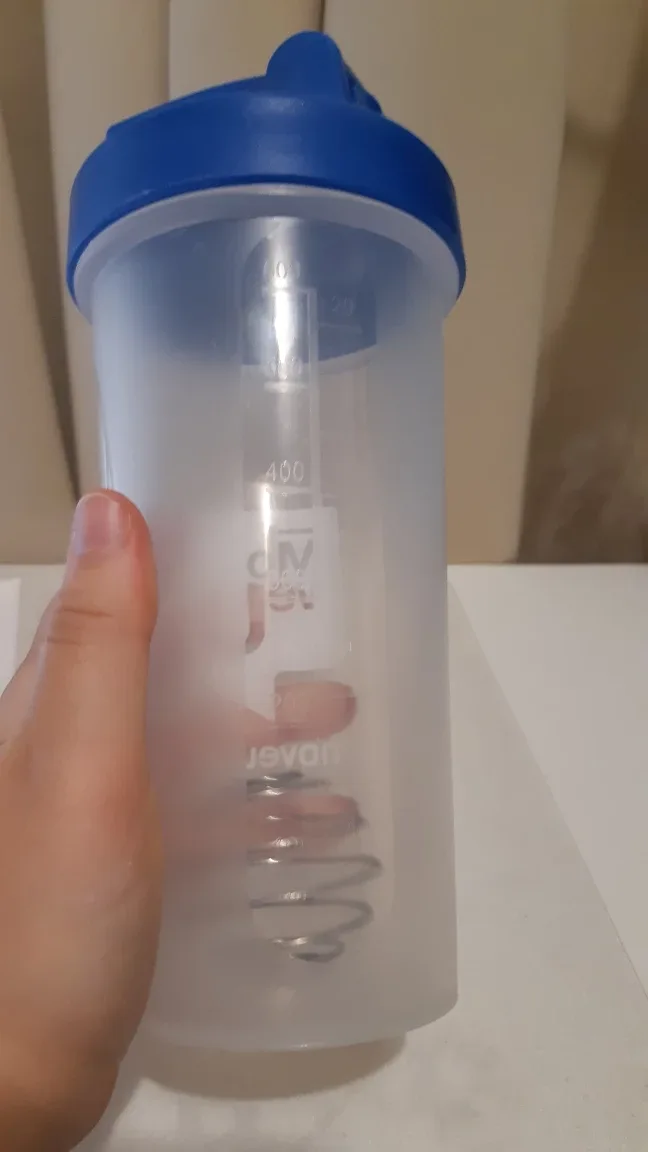 600ml Shaker Protein Bottle - Never Used image indicator(2)