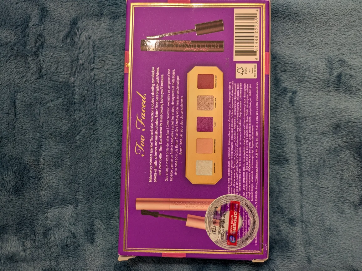 Too Faced Volumizing Makeup Set (New) image indicator(2)