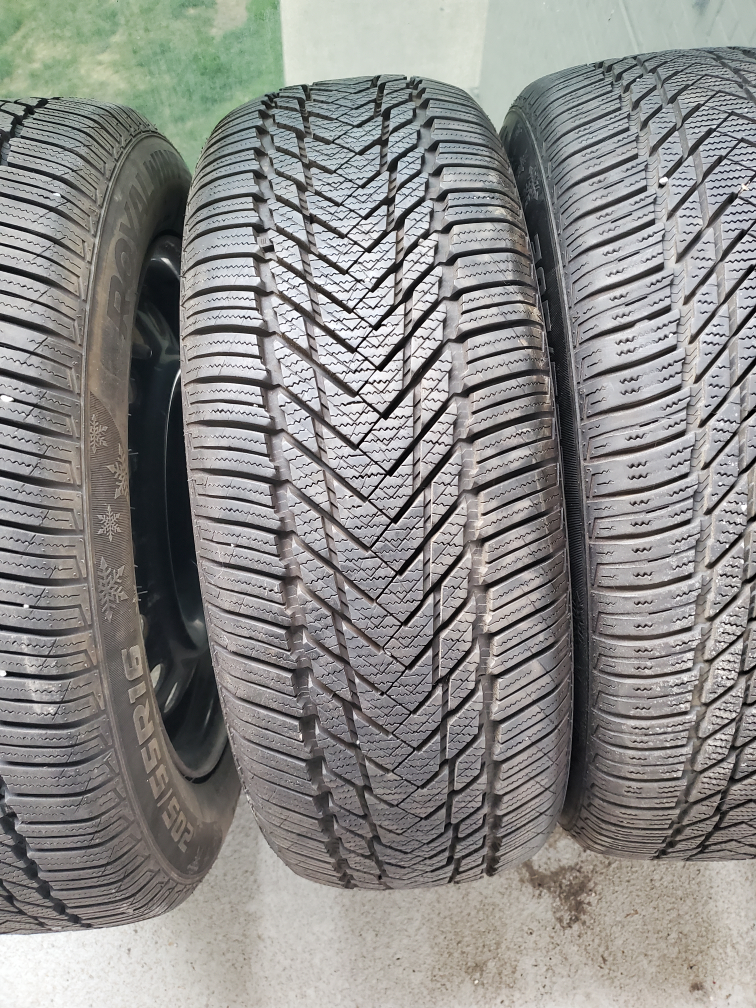 4 Winter Tires 205/55R16, 3 on rim - photo 2