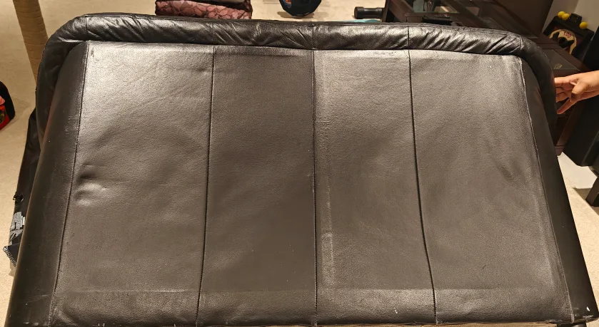 Black Leather Sofa - Used image indicator(3)