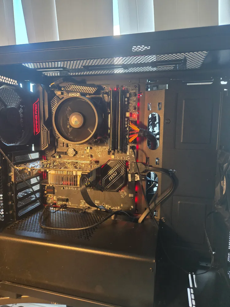Custom AMD Ryzen 7 2700 PC
